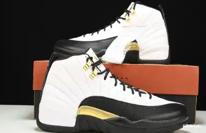 12 AIR JORDAN “ROYALTY” CT8013-170 0628